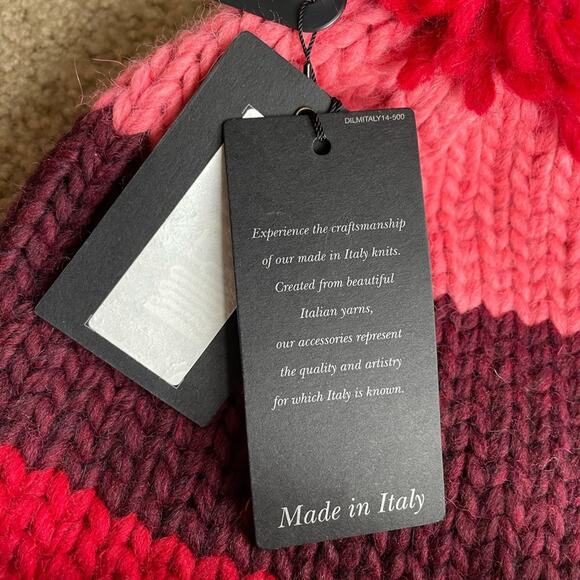 Dillards Women’s Red Strip Pom Hat One Size NWT - Picture 2 of 4